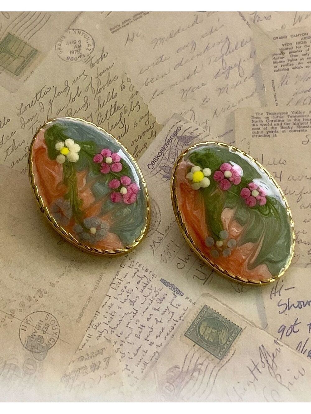 Vintage Carved Art Glass & Hand-Painted Floral Cabochon Clip-On Earrings